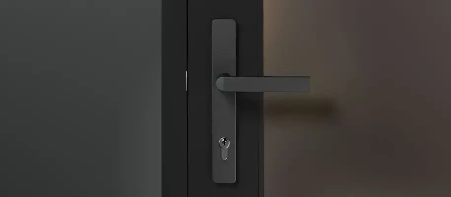 Okovje za okvirna vrata