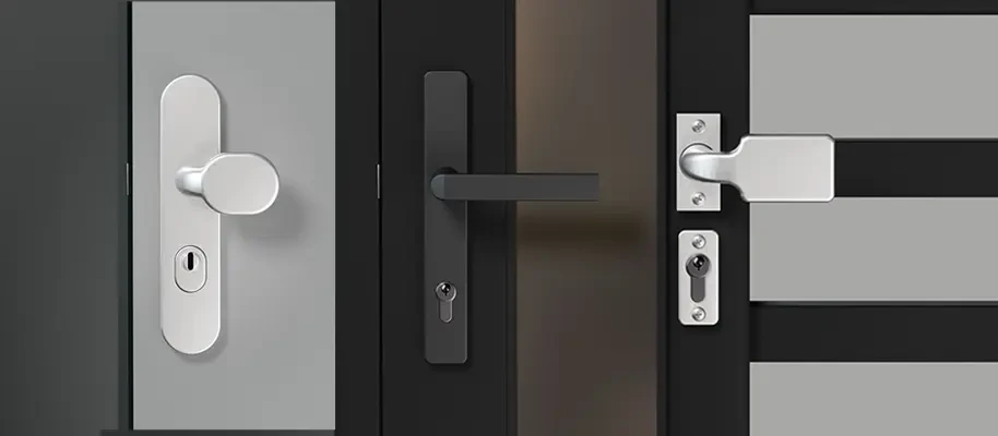 Kljuke in ščiti za vrata