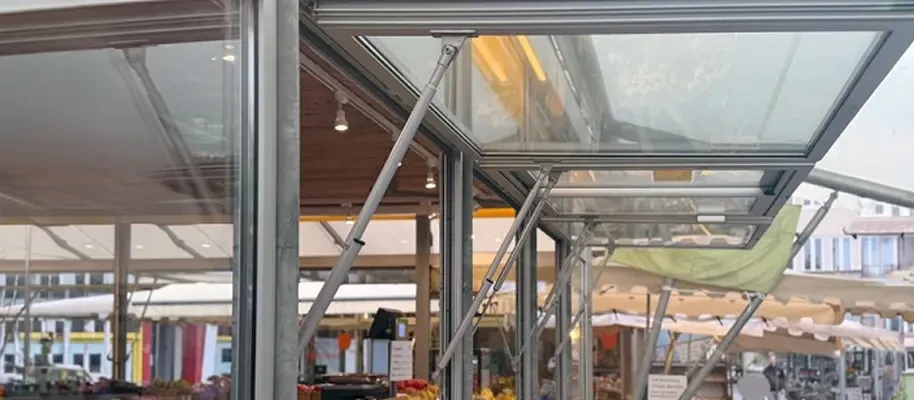 Plinske vzmeti z blokado položaja